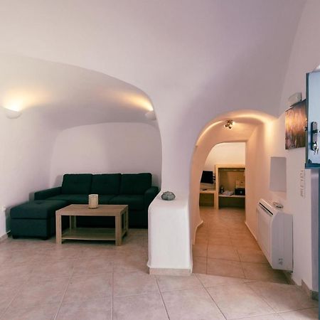 Gemini Cave Villa เอีย ภายนอก รูปภาพ